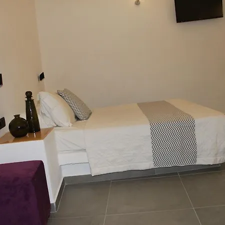 Mar Hotel Perissa (Santorini)