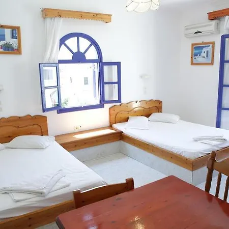 Mar Perissa (Santorini)
